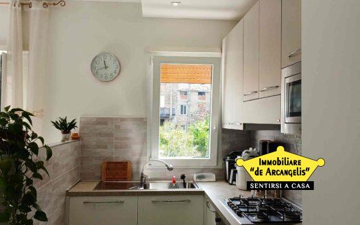 Fondi centro – Appartamento completamente ritrutturato 90 mq. (av193)